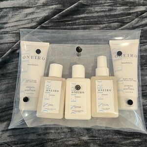 Women’s Skincare Travel Set – White